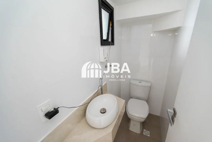 EXCELENTE SOBRADO EM CONDOMINIO COM QUINTAL