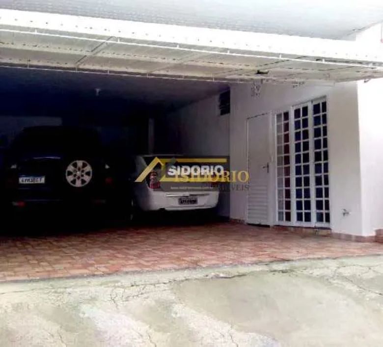 TERRENO DE ESQUINA,SÃO LOURENÇO,COM 01 CASA,3 APTOS,01 LOFT