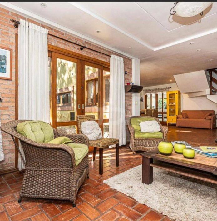Campo Comprido, Casa 5 dormitórios (3 suítes), amplo terreno, estuda ap. menor valor. tdimob.com.br