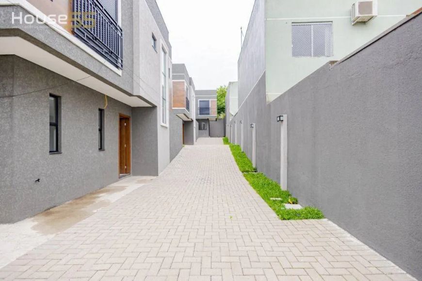 Sobrado com 3 dormitórios à venda, 87 m² por R$ 529.000,00 - Atuba - Curitiba/PR