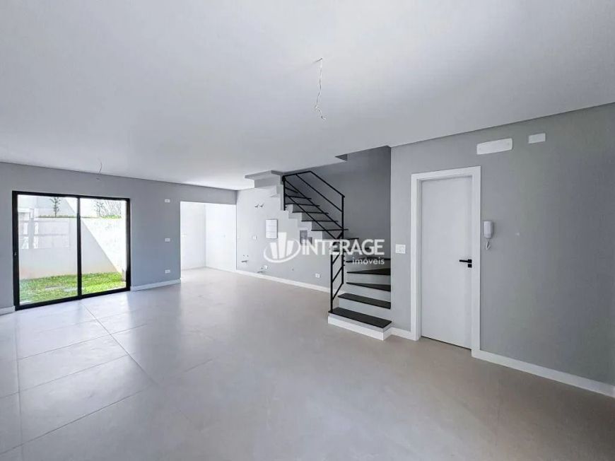 Sobrado com 3 Quartos à venda, 169 m² por R$ 995.000 - Santa Felicidade - Curitiba/PR