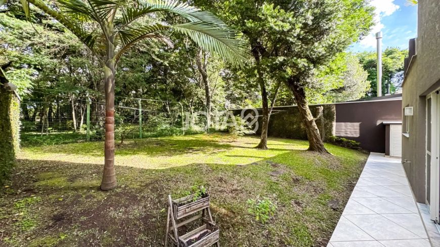 CASA EM CONDOMÍNIO COM 4 QUARTOS EM SANTA FELICIDADE Casa em condomínio, 4 quartos em Santa Felicida