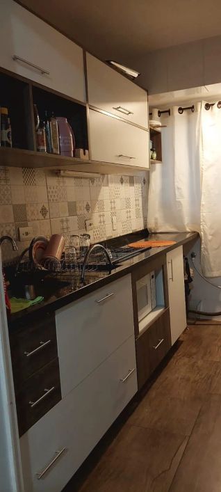Condomínio localizado no Campo Comprido, apartamento no 1 andar, com móveis planejados, 3 dormitório