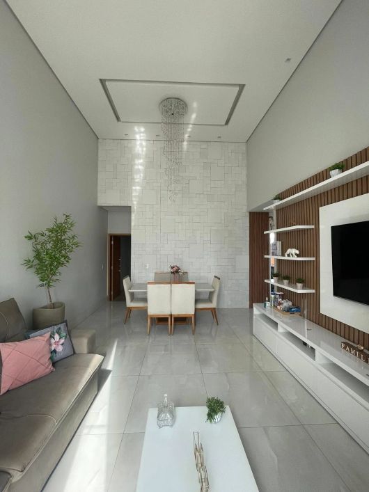 Casa no Residencial Cidade Jardim, em Cosmópolis-SP.