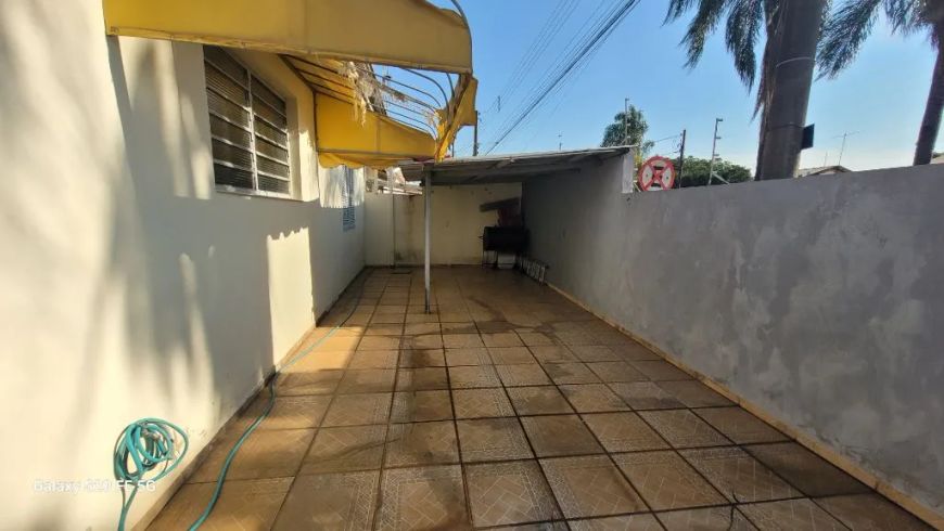 Casa à venda no Bairro Vila Jose Kalil Aun em Cosmópolis
