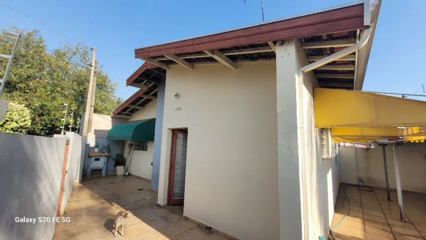 Casa à venda no Bairro Vila Jose Kalil Aun em Cosmópolis