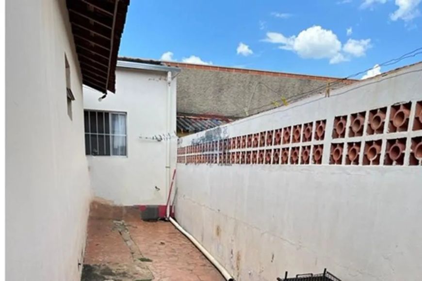 Casa Residencial à Venda em Cosmópolis, SP