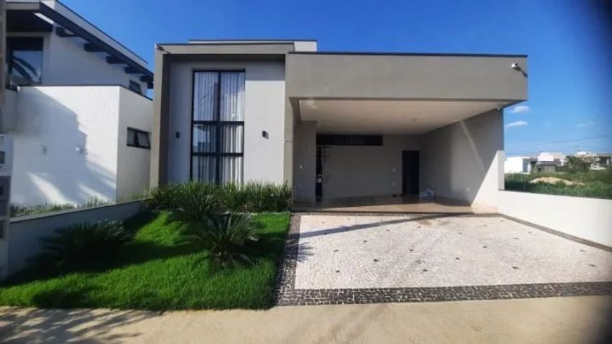 Casa à venda no Condomínio Cidade Jardim em Cosmópolis