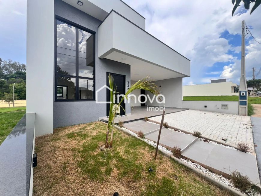 Casa Térrea a venda com 3 suítes, ampla sala e espaço gourmet no condomínio Residencial Cidade Jardi