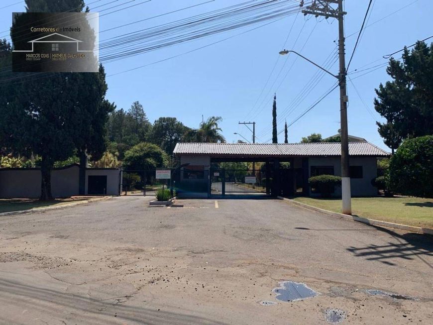 Terreno com 607m², no cond. Mont Blanc, em Cosmópolis-SP.