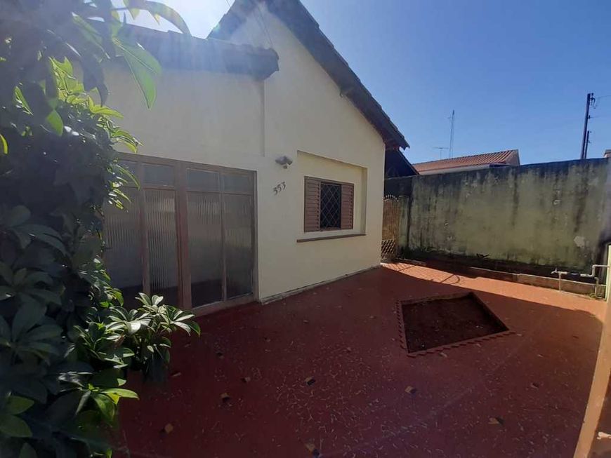 Venda de Casas / Padrão na cidade de Cosmópolis