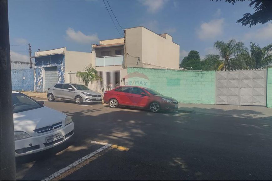 Terreno Promissor no Coração de Cosmópolis!