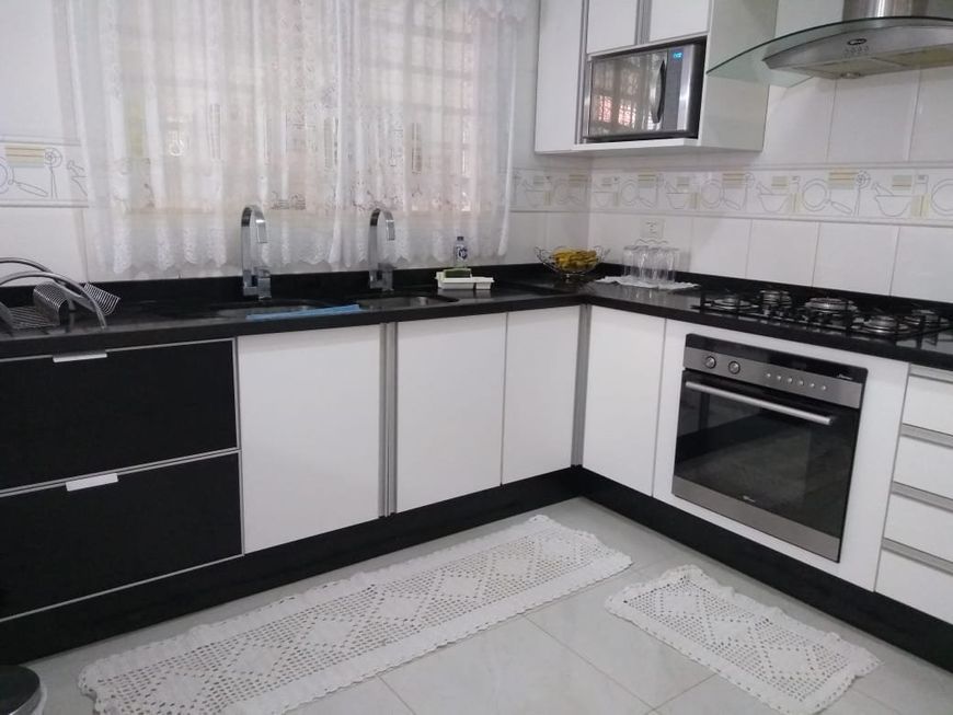 Sobrado na Vila José Kalil, em Cosmópolis-SP