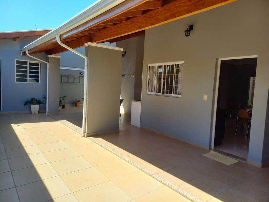 Venda de Casas / Padrão na cidade de Cosmópolis