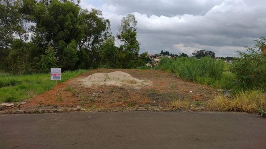 Terreno medindo 250m², no Parque dos Girassóis, em Cosmópolis-SP (TE0113)