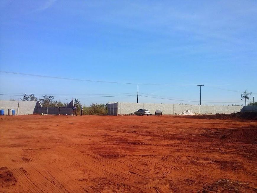 Terreno de 24200 metros quadrados no bairro Bela Vista IV