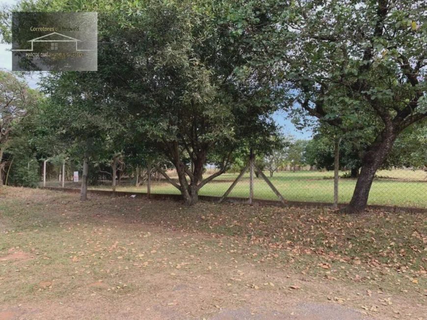 Lote de chácara de 1.639m², no bairro Nova Campinas, em Cosmópolis-SP.