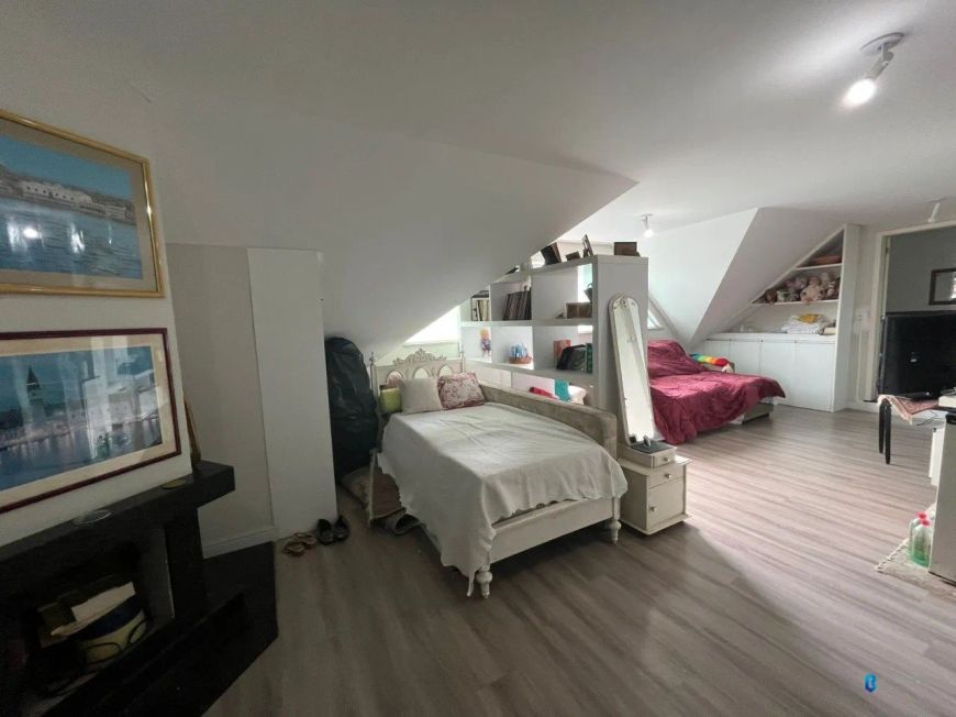 SOBRADO COM 4 SUÍTES 3 VAGAS EM SANTA FELICIDADE POR R$1780.000,00