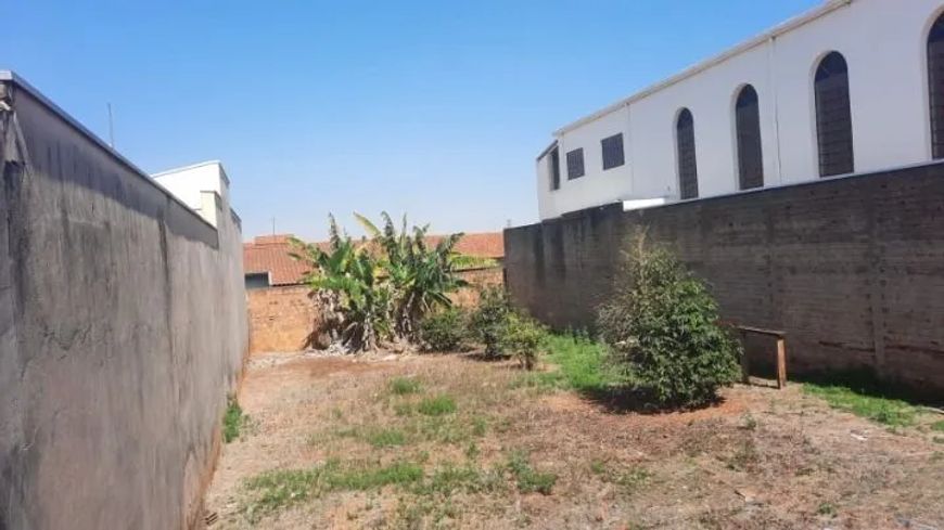 Terreno à venda no Residencial Laranjeiras em Cosmópolis