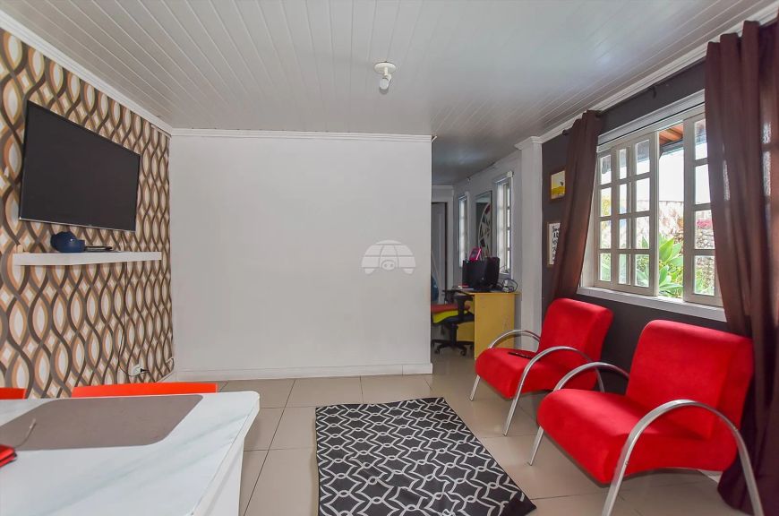 Imóvel para venda tem 344 m² com 4 quartos em Cajuru - Curitiba - PR