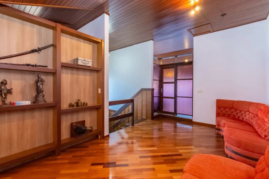 Sobrado com 3 quartos à venda por R$ 1148000.00, 245.00 m2 - BIGORRILHO - CURITIBA/PR