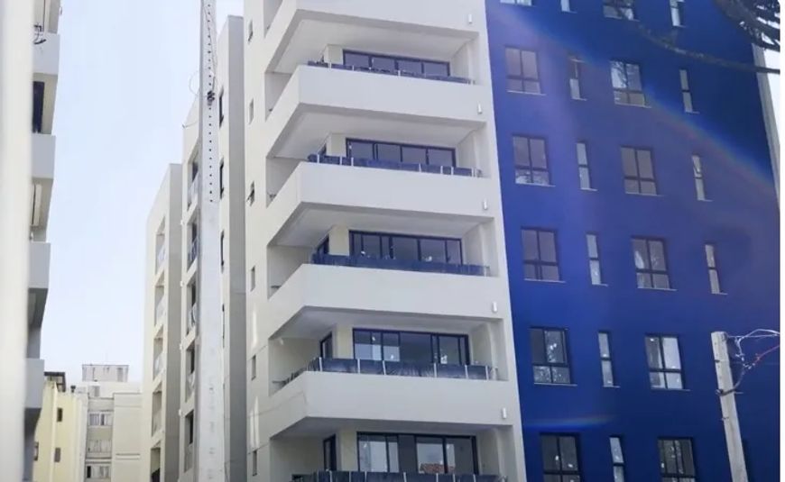 Imóvel para venda tem 57 metros quadrados com 2 quartos em Portão - Curitiba - PR