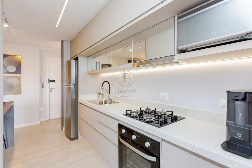 Apartamento com 2 dormitórios à venda com 86.38m² por R$ 880.000,00 no bairro Água Verde - CURITIBA