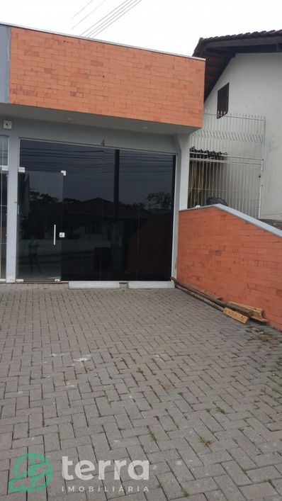 LINDA SALA COMERCIAL NO TAPAJÓS