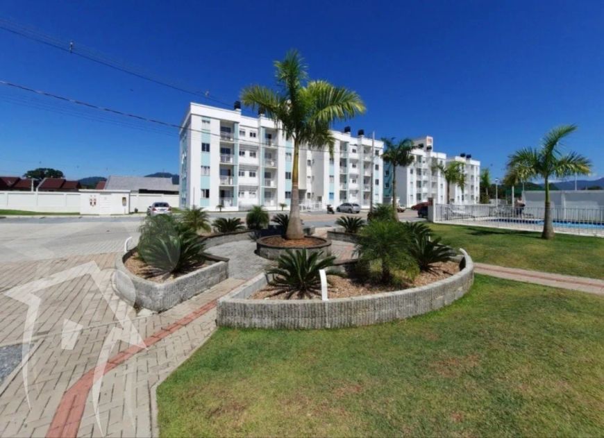 Apartamento bem localizado