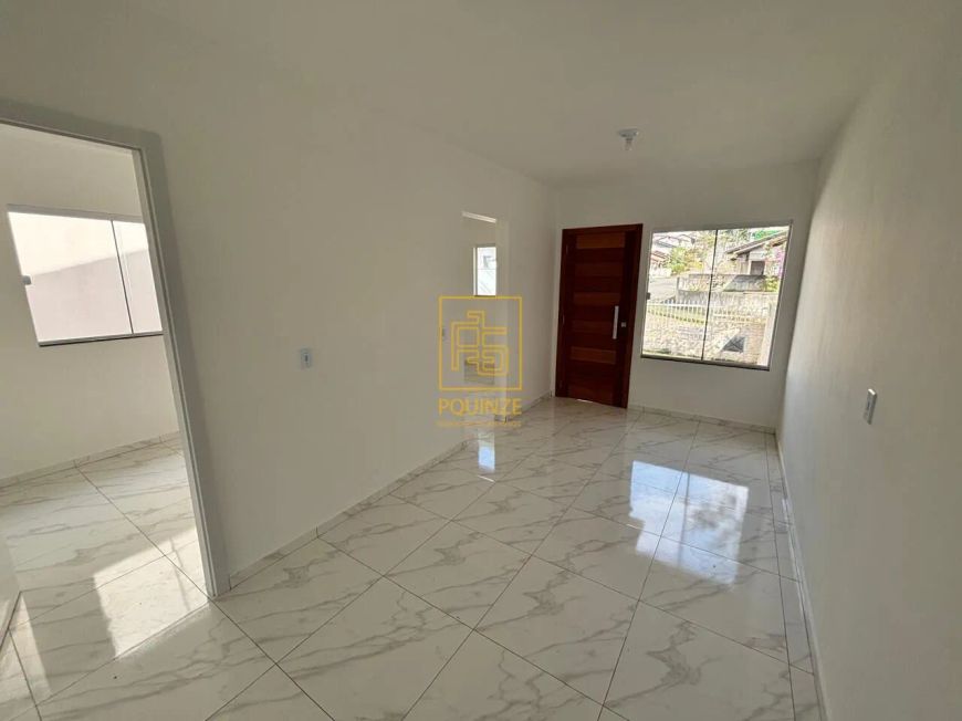 Casa com 2 Dormitórios e 1 Suíte em Indaial