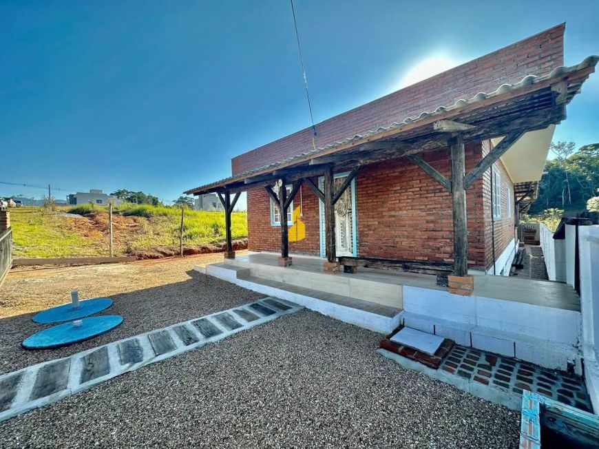Casa à venda no bairro Arapongas - Indaial/SC