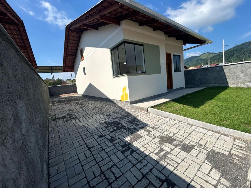 Casas em construção.