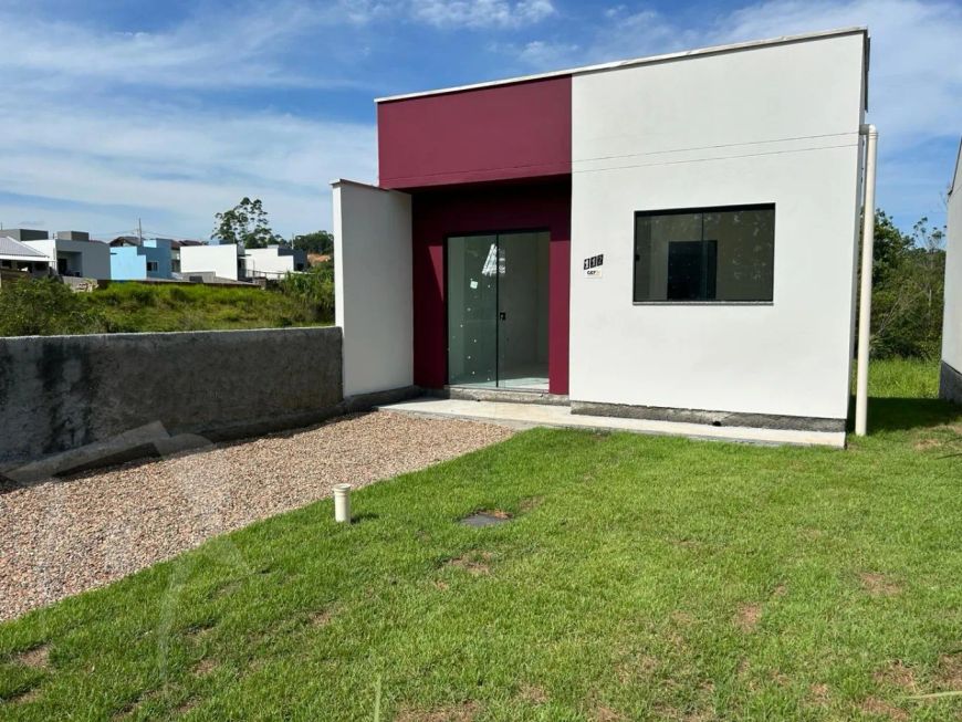 Casa nova com um quartos no Loteamento Caminho das Areia no Bairro do Warnow