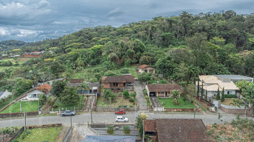 Casa tijolo a vista - Ribeirão das Pedras
