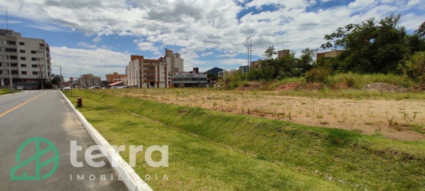 Excelente Terreno No Bairro das Nações