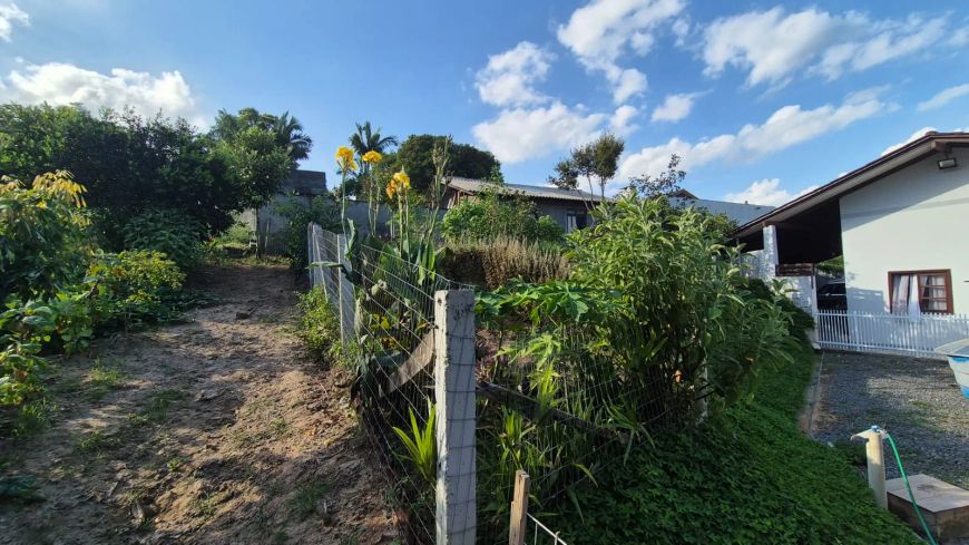 Imóvel para venda com 150 m² contendo 03 dormitórios em Ribeirão das Pedras - Indaial/SC