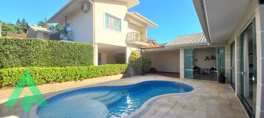 Casa semi mobiliada em Indaial