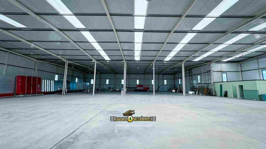 Imóvel para venda tem 20000 metros quadrados em Zumbi - Horizonte - CE