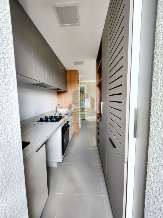 COBERTURA com 3 dormitórios à venda com 185.99m² por R$ 1.199.500,00 no bairro Tarumã - CURITIBA / P