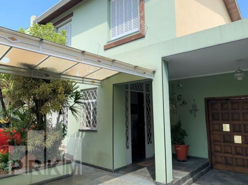 Vila Congonhas - casa sobrado com 215 m² de a/c. 3 dormitórios, 4 vagas e salão de festas.