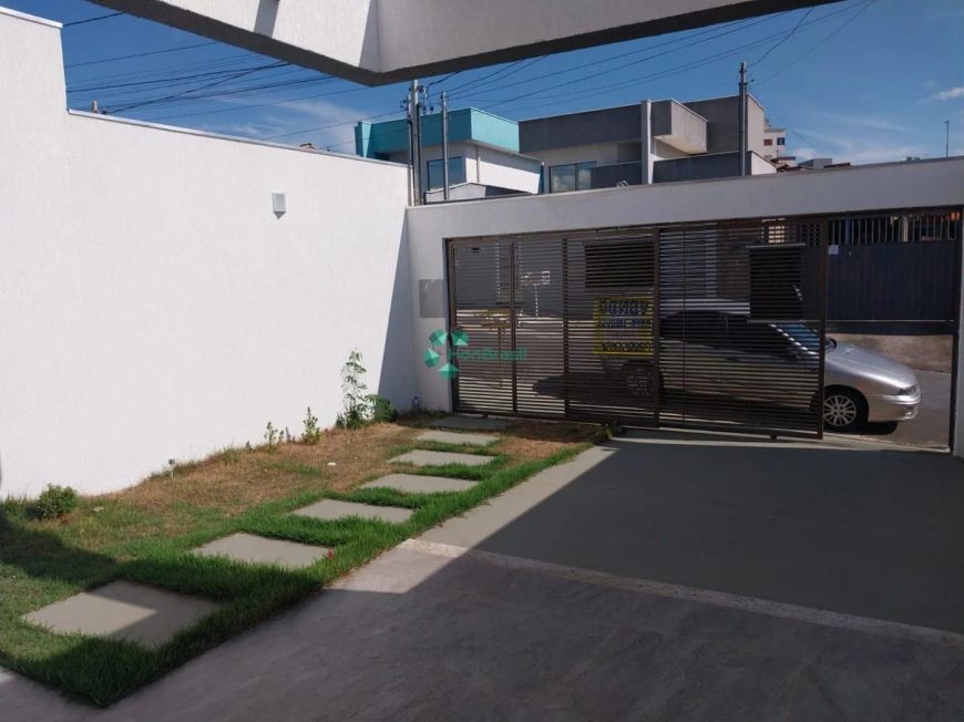 CASA À VENDA NO BAIRRO JARDIM IMPERIAL - LAGOA SANTA,MG