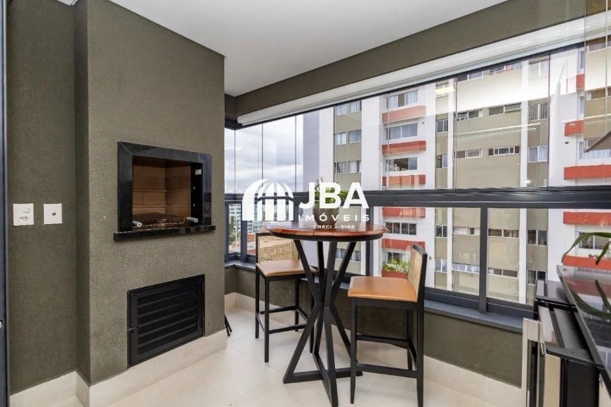 APARTAMENTO COM EXCELENTE VISTA DA CIDADE