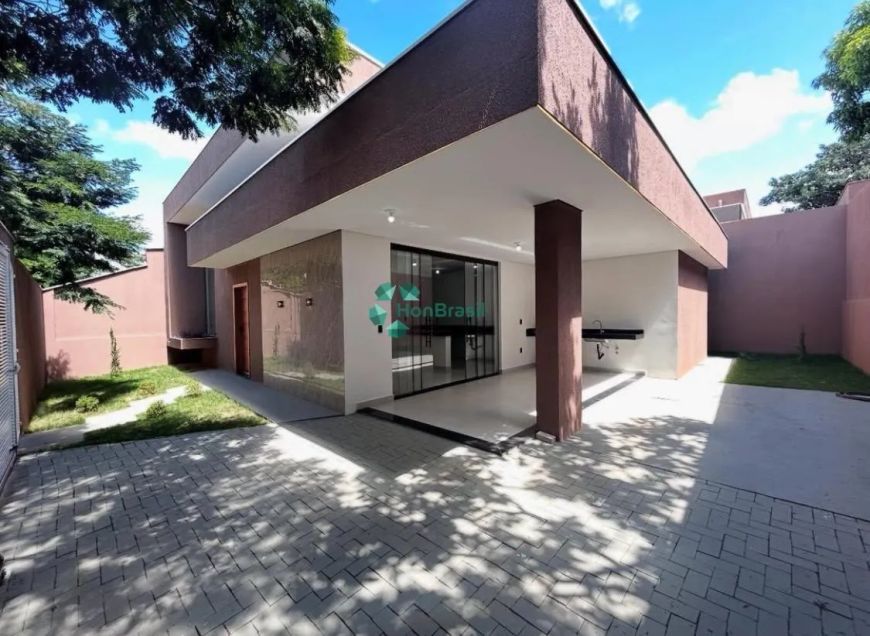 CASA À VENDA NO BAIRRO LUNDCEA - LAGOA SANTA/MG