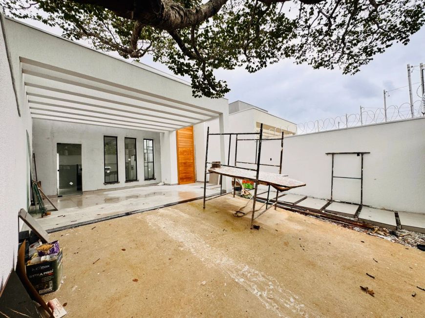 Casa à venda, 4 quartos, 1 suíte, 4 vagas, Novo Santos Dumont - Lagoa Santa/MG