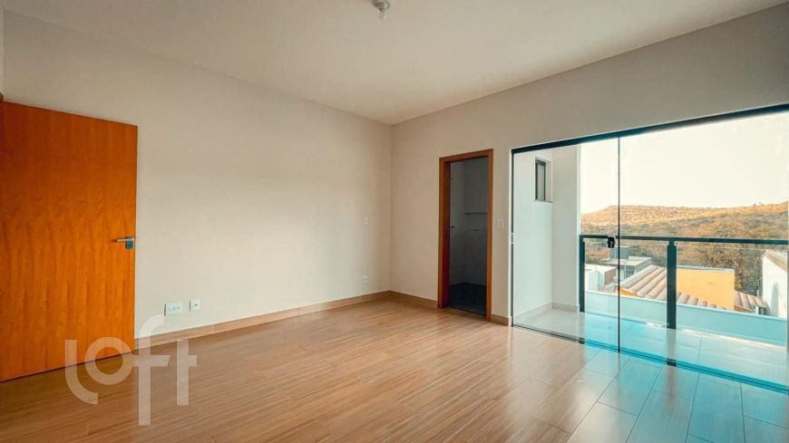 Casa 3 quartos (2 suítes) à Venda no bairro Portal do Sol, Lagoa Santa