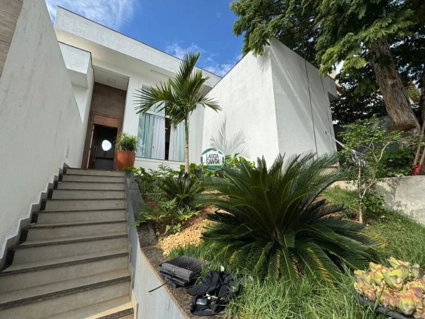 Casa com 3 dormitórios à venda, 132 m² por R$ 1.100.000,00 - Portal do Sol - Lagoa Santa/MG