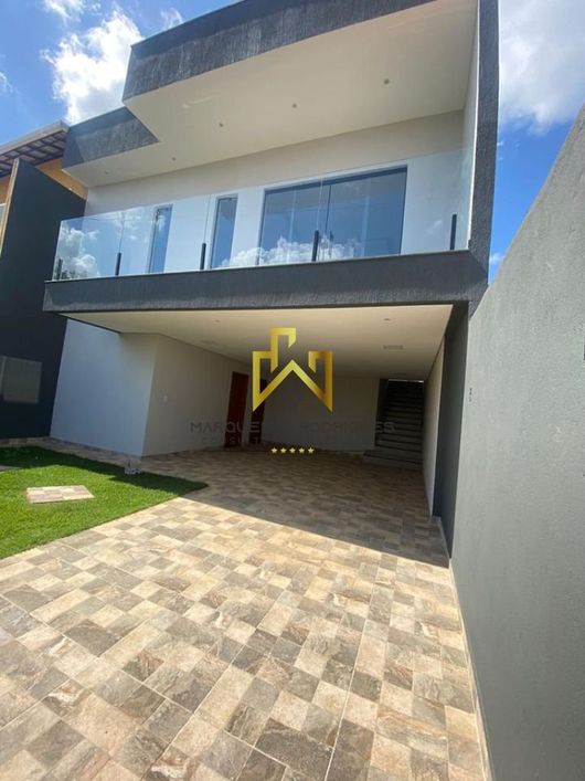 Excelente oportunidade no Bairro Shalimar, Casa com uma localização privilegiada!!!