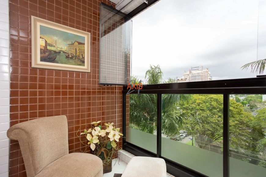 Apartamento de 3 Quartos no Edifício Rio Negro