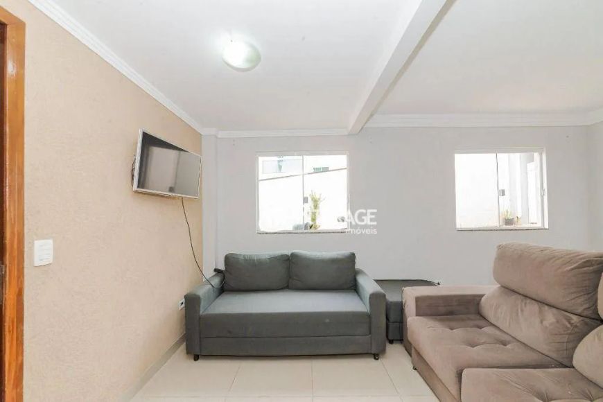 Sobrado em condomínio com 3 quartos e quintal à venda, 151 m² por R$ 650.000 - Santa Felicidade - Cu