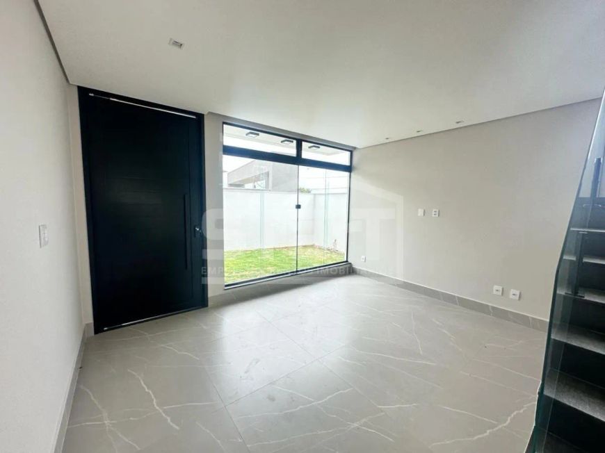 Oportunidade Única Casa Moderna à Venda no Condomínio Mirante do Vale